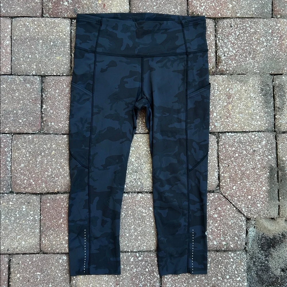 Worn once - LULULEMON Fast and Free Crop *Nulux in Incognito Camo Multi Grey - Picture 6 of 12